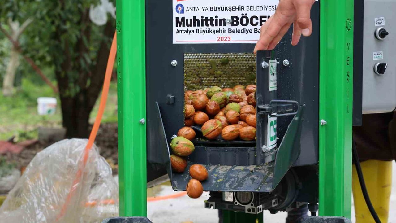 Antalya Büyükşehir Belediyesi'nden 2025 Yılına Özel Ekipman Desteği