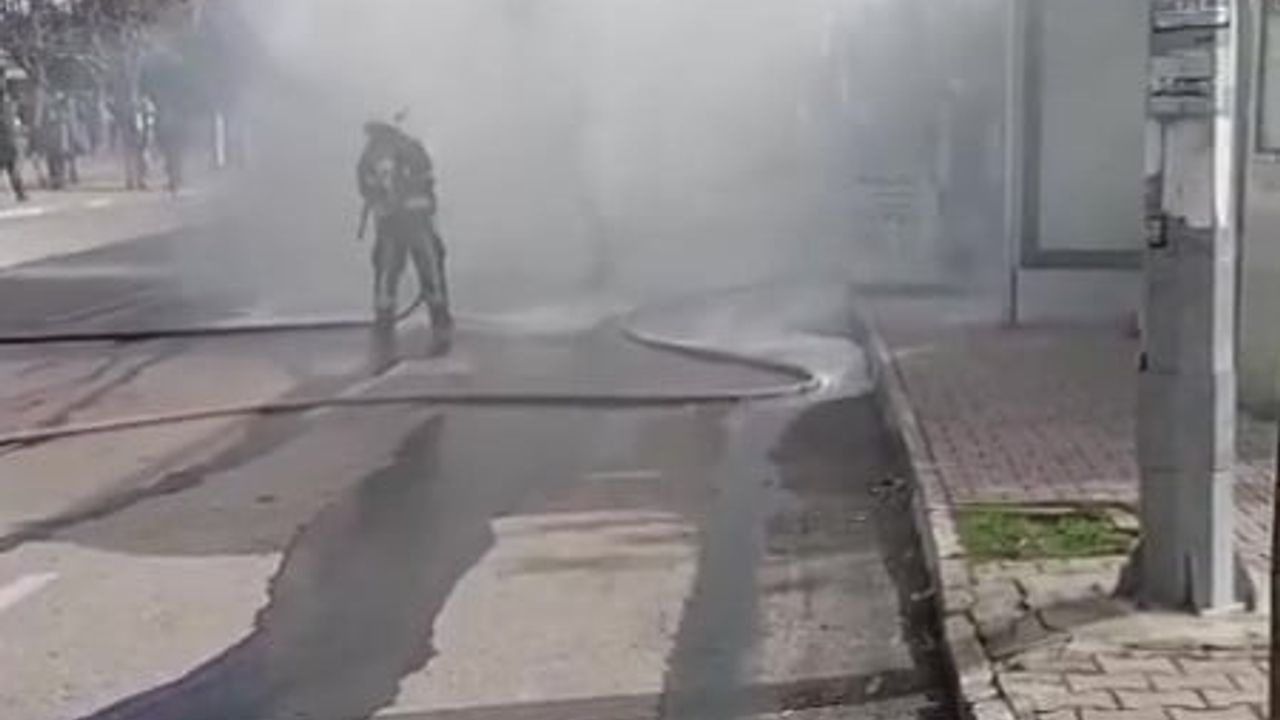 Antalya'da Halk Otobüsü Yangını