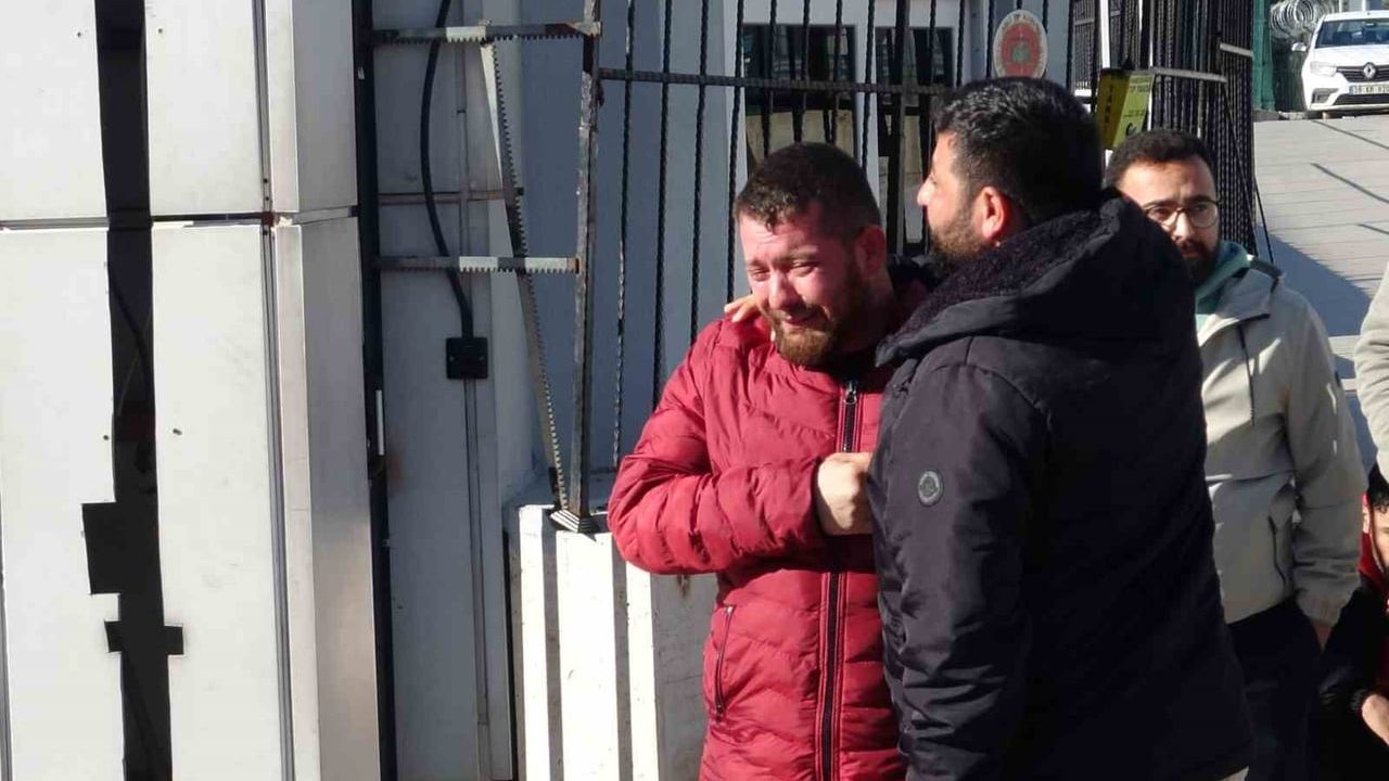 Antalya'da Motosiklet Kazası: Genç Hayatını Kaybetti