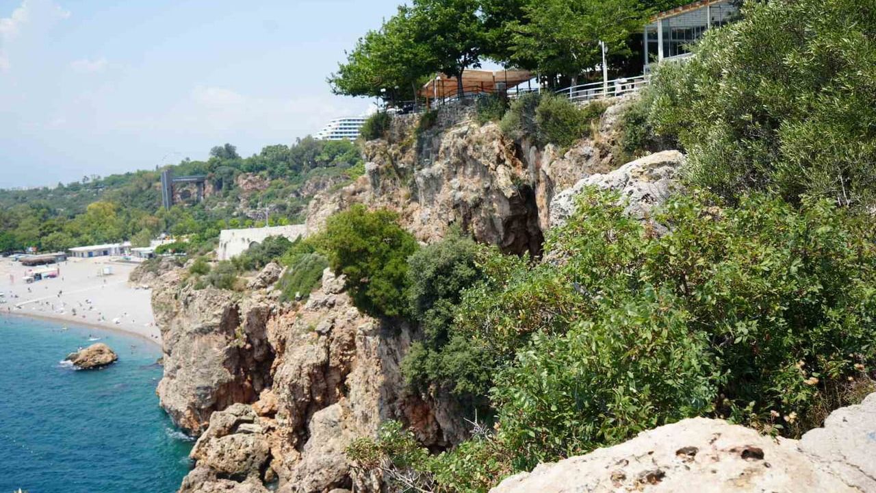 Antalya'nın Falezleri: Küresel Bir Doğa Mirası