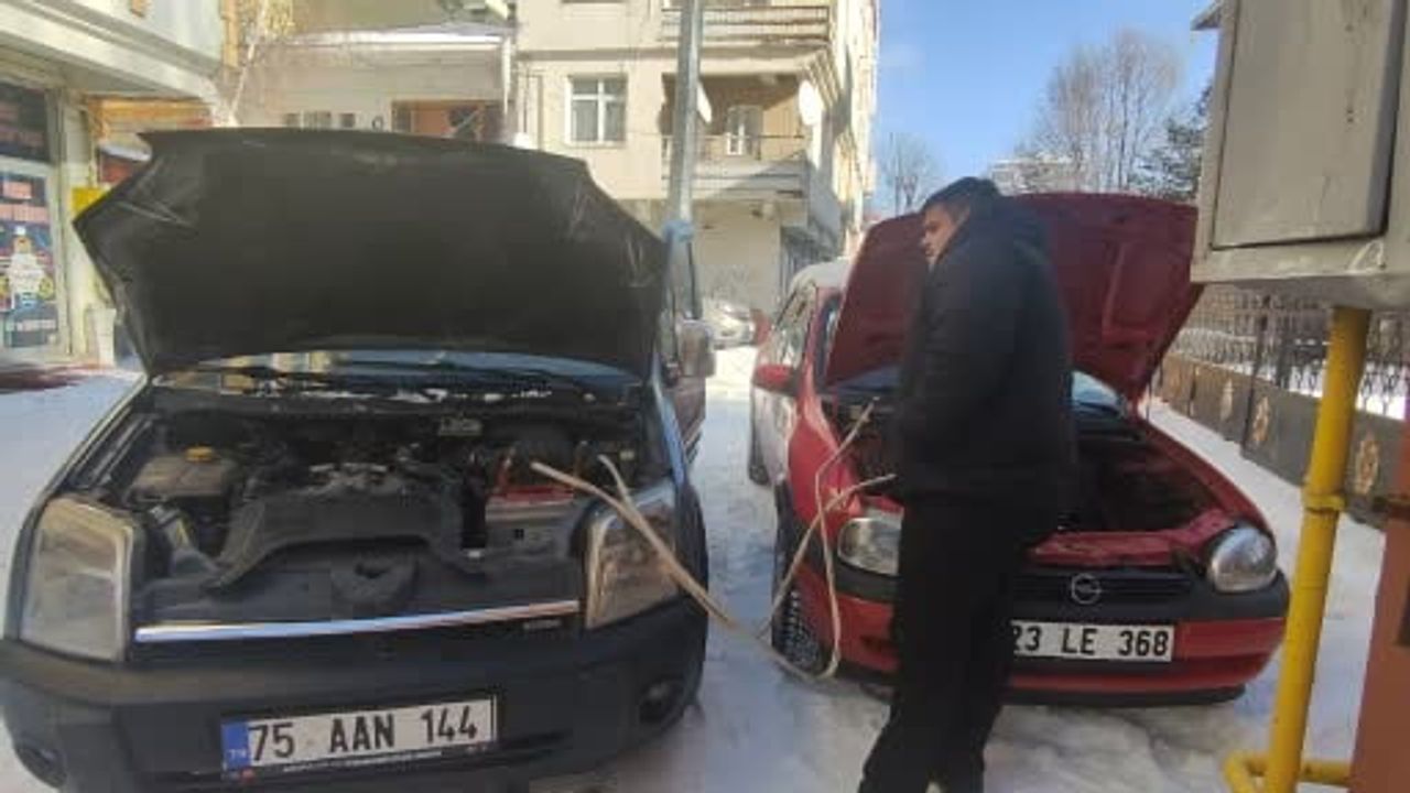 Ardahan'da Sibirya Soğukları: Hava Sıcaklığı Eksi 36 Dereceyi Buldu