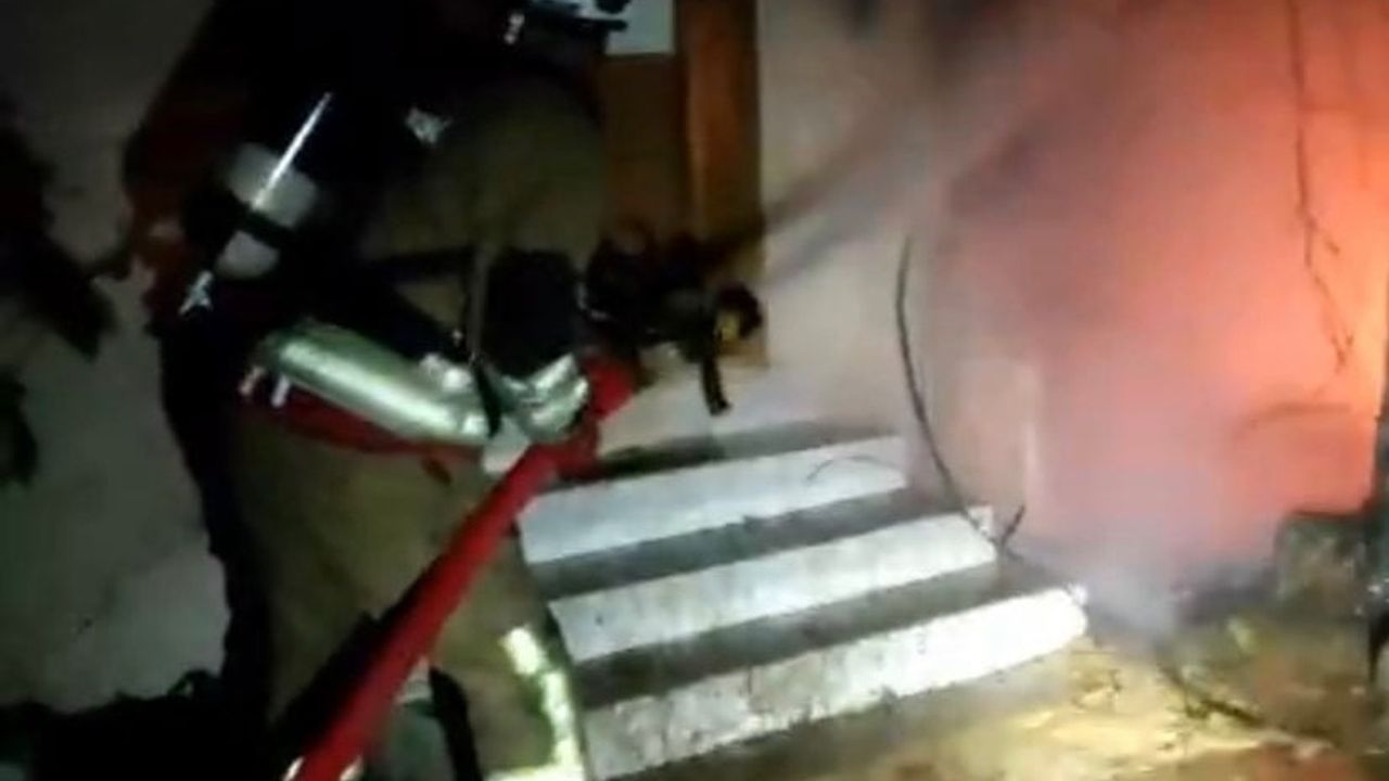 Arsuz'da Müstakil Evde Yangın: Hızlı Müdahale ile Söndürüldü