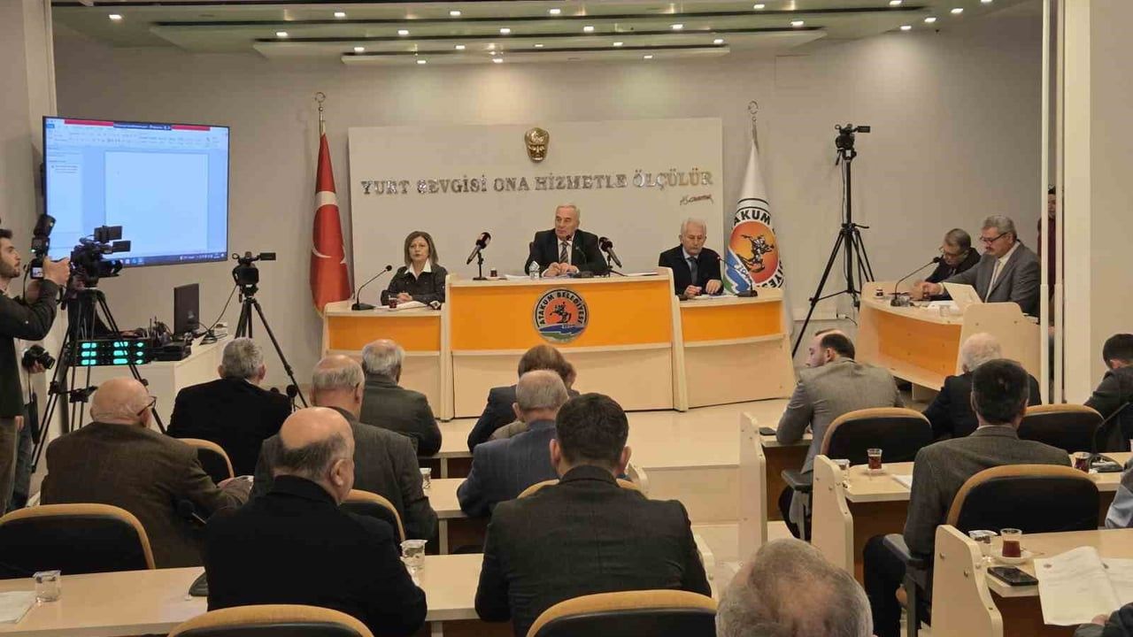 Atakum Belediye Meclisi'nde 12 Madde Komisyonlara Gönderildi