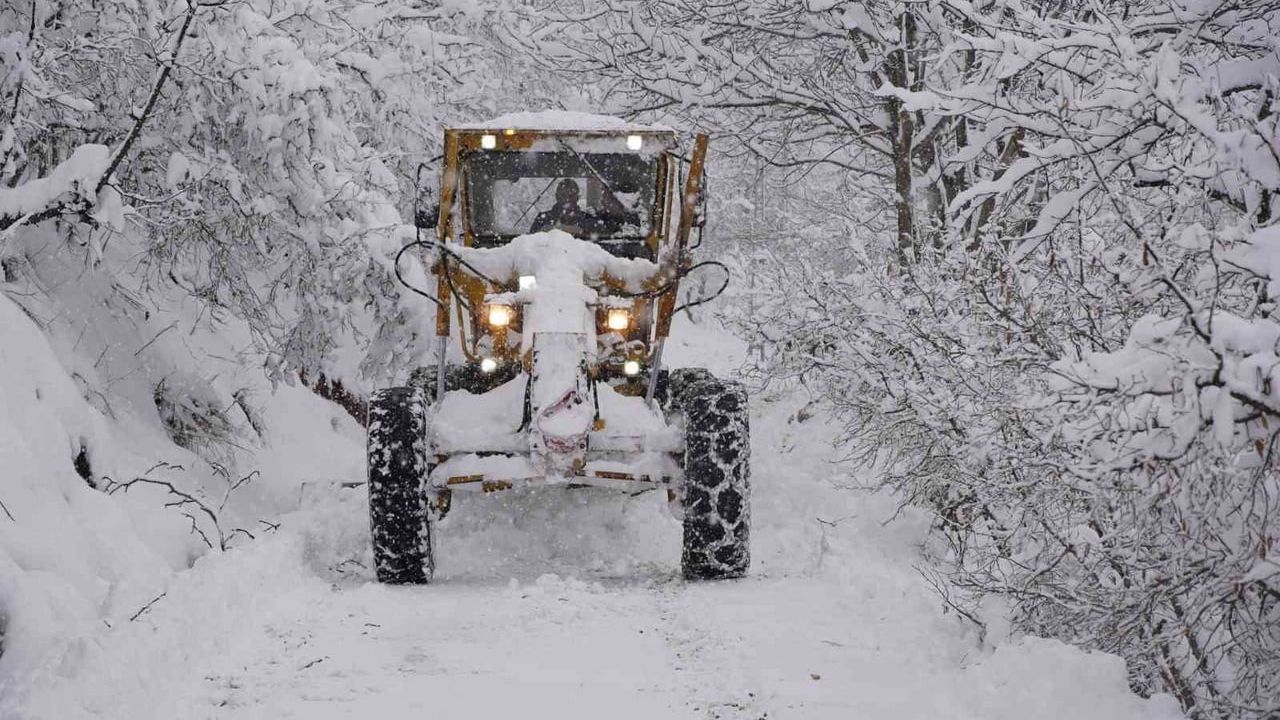 Atakum’da Karla Mücadele ve Dayanışma