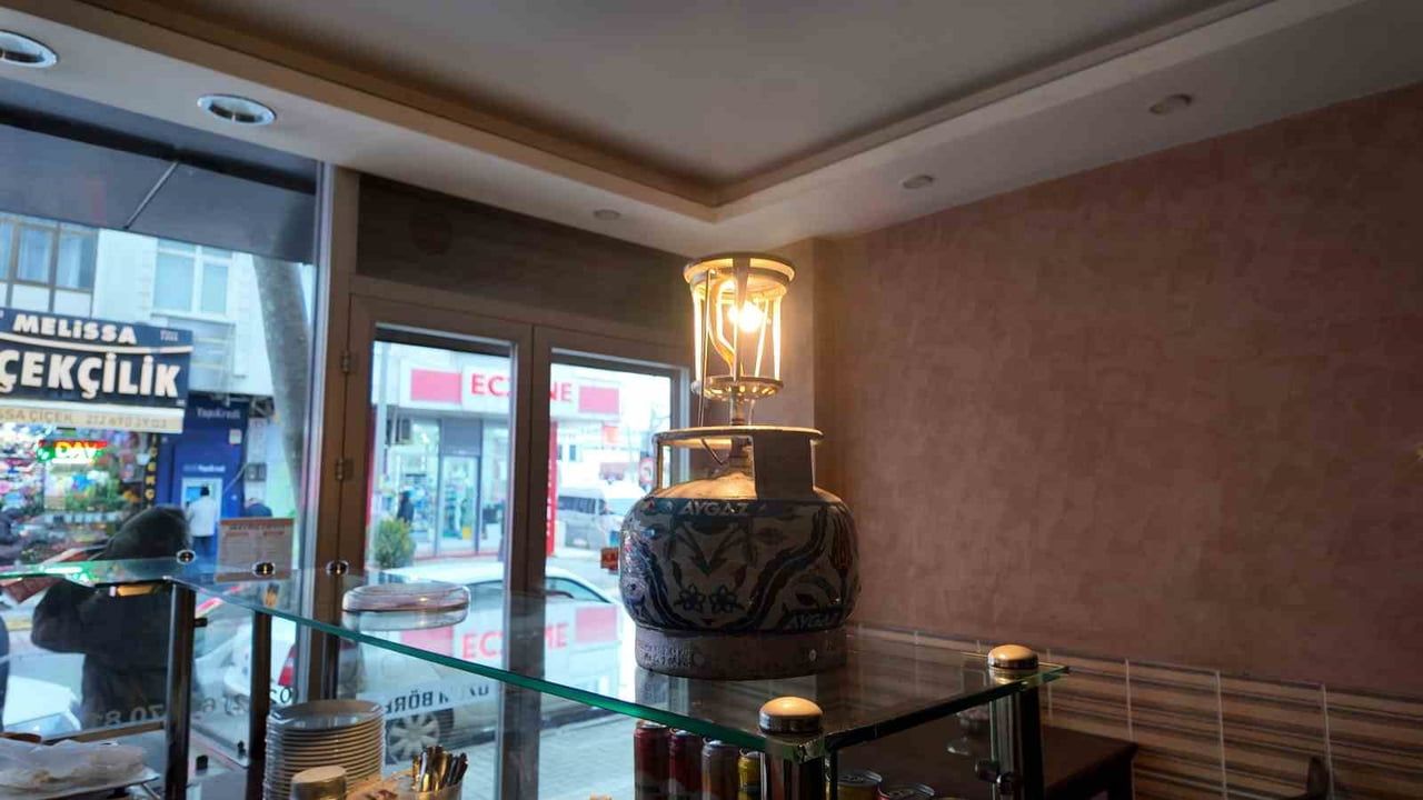 Avcılar'da Elektrik Kesintileri Esnafları Vuruyor