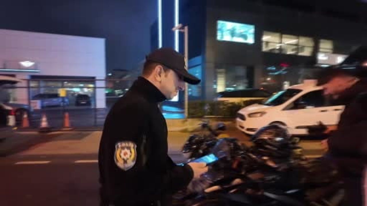 Avcılar'da Motosikletli Kadın Sürücü İlk Ceza ile Karşılaştı