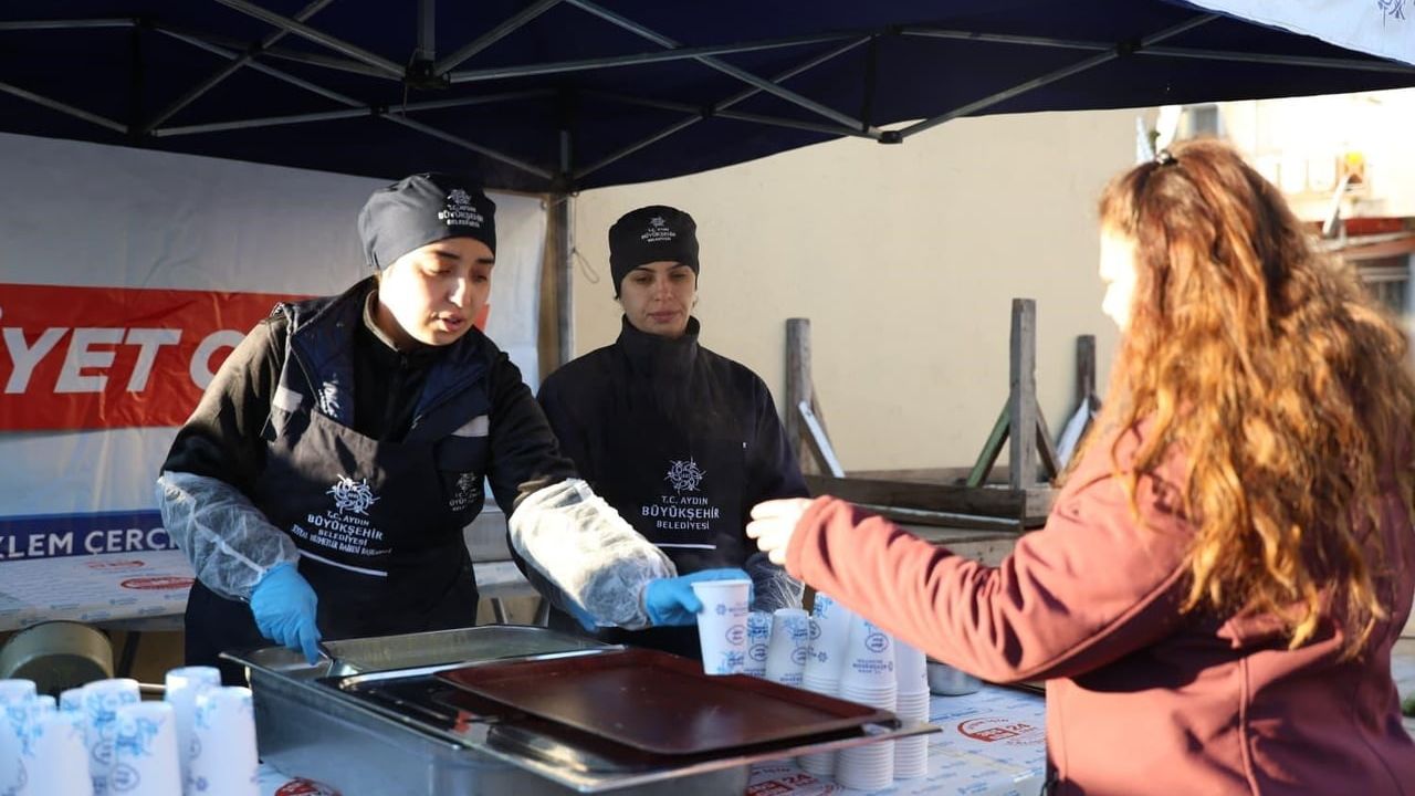 Aydın Büyükşehir Belediyesi'nden Kışa Özel İkram
