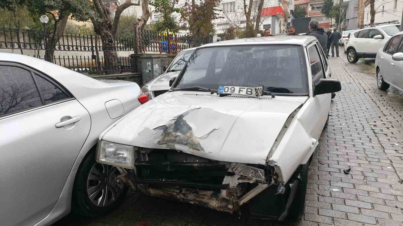 Aydın'da ilginç trafik kazası: Kaçan sürücüler arasında tartışma