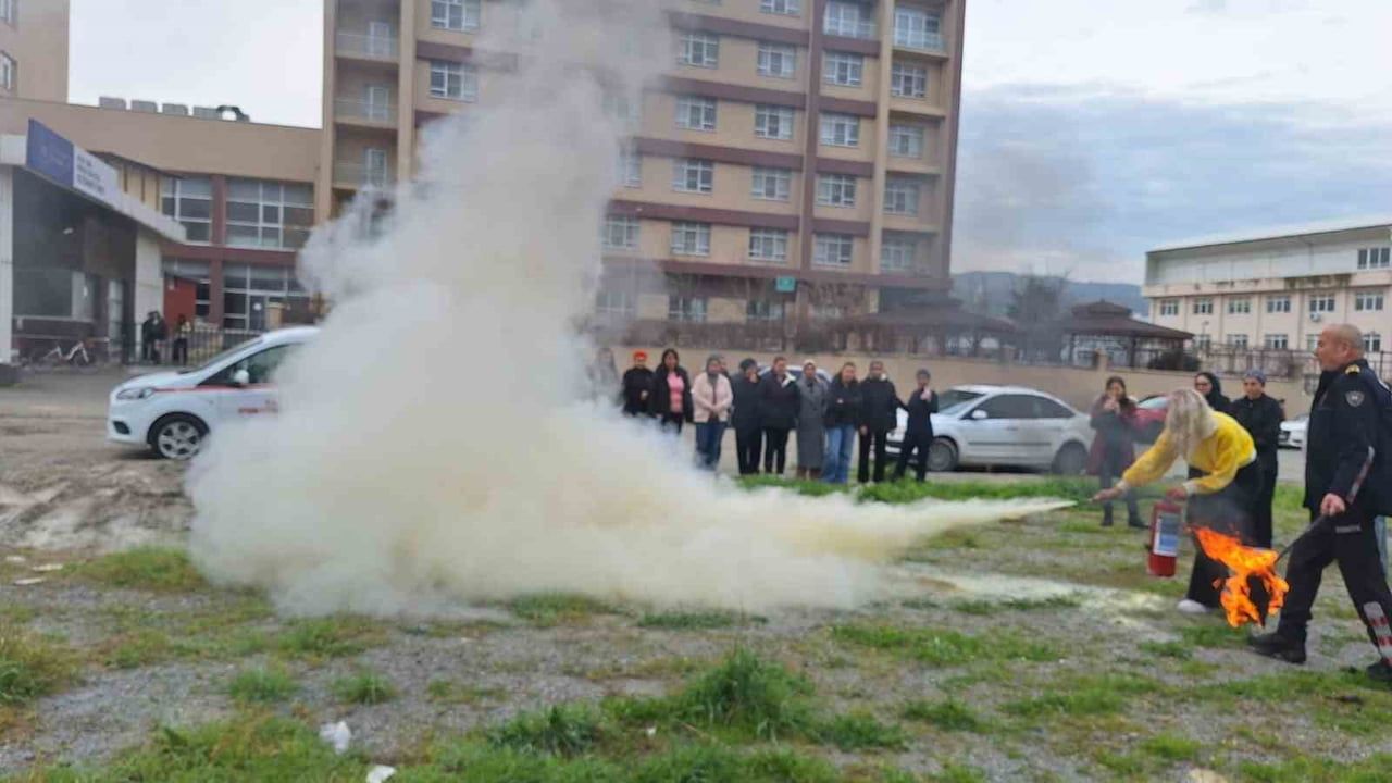 Aydın'da Üniversite Öğrencilerine Yangın Eğitimi