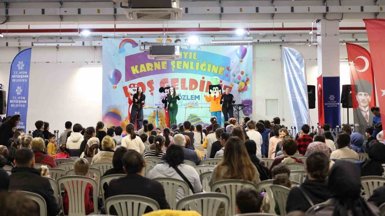 Aydın'da Yarıyıl Karne Şenliği Coşkusu