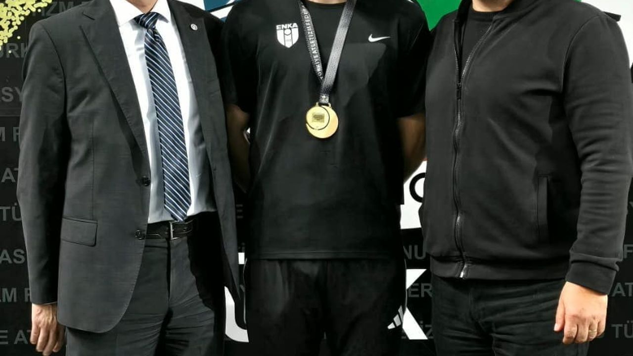 Aydınlı Sporcular U-20 Salon Türkiye Şampiyonası'nda Zaferle Döndü