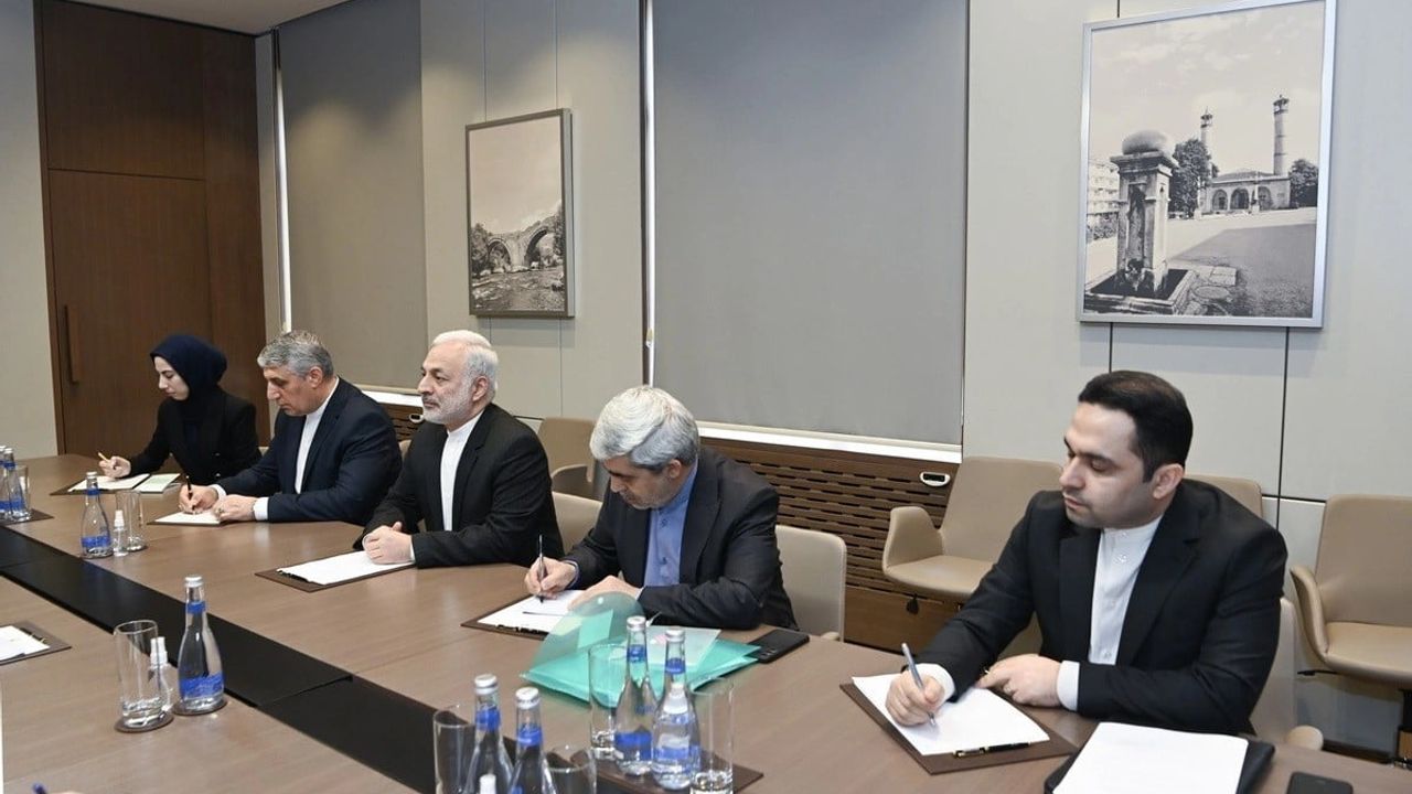 Azerbaycan ve İran Dışişleri Bakanlıkları Arasında Temas