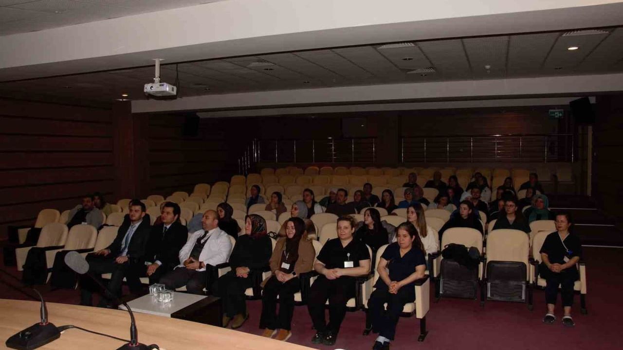 Bafra'da Yoğun Bakım Hemşire Sertifikasyon Eğitimi Başlıyor