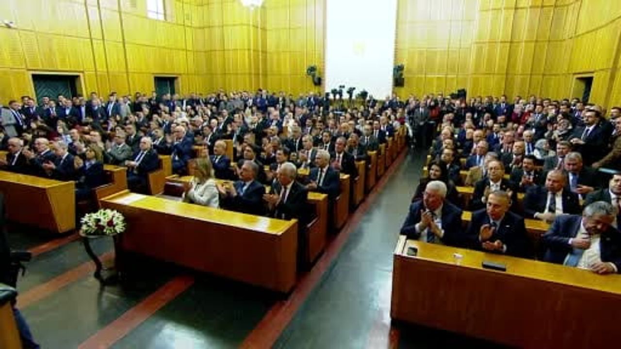 Bahçeli'den YPG'ye Sert Eleştiriler