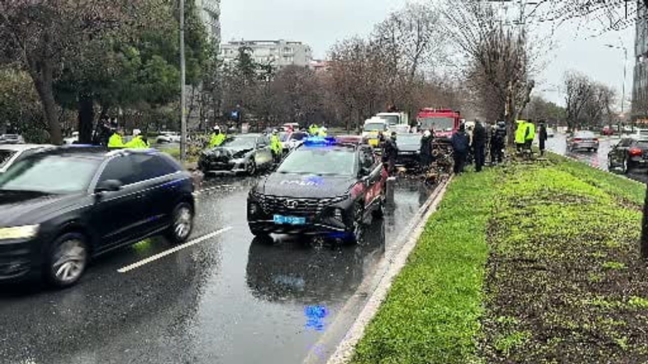 Bakırköy Sahil Yolunda Fırtına Felaketi