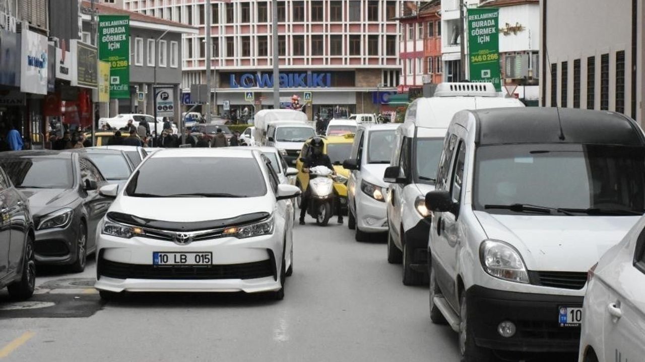 Balıkesir'de 2025 Yılı Trafiğe Kayıtlı Taşıt Sayısı 691 Bin