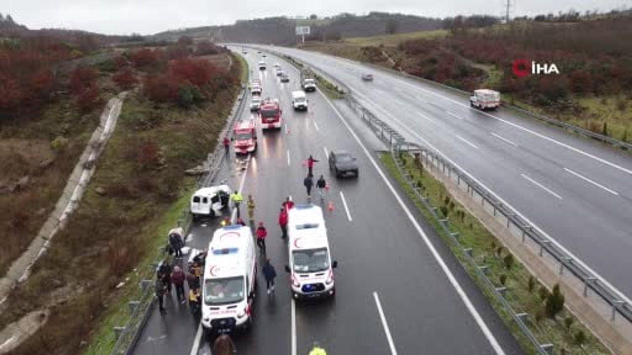 Balıkesir’de Zincirleme Trafik Kazası: 1 Ölü, 10 Yaralı