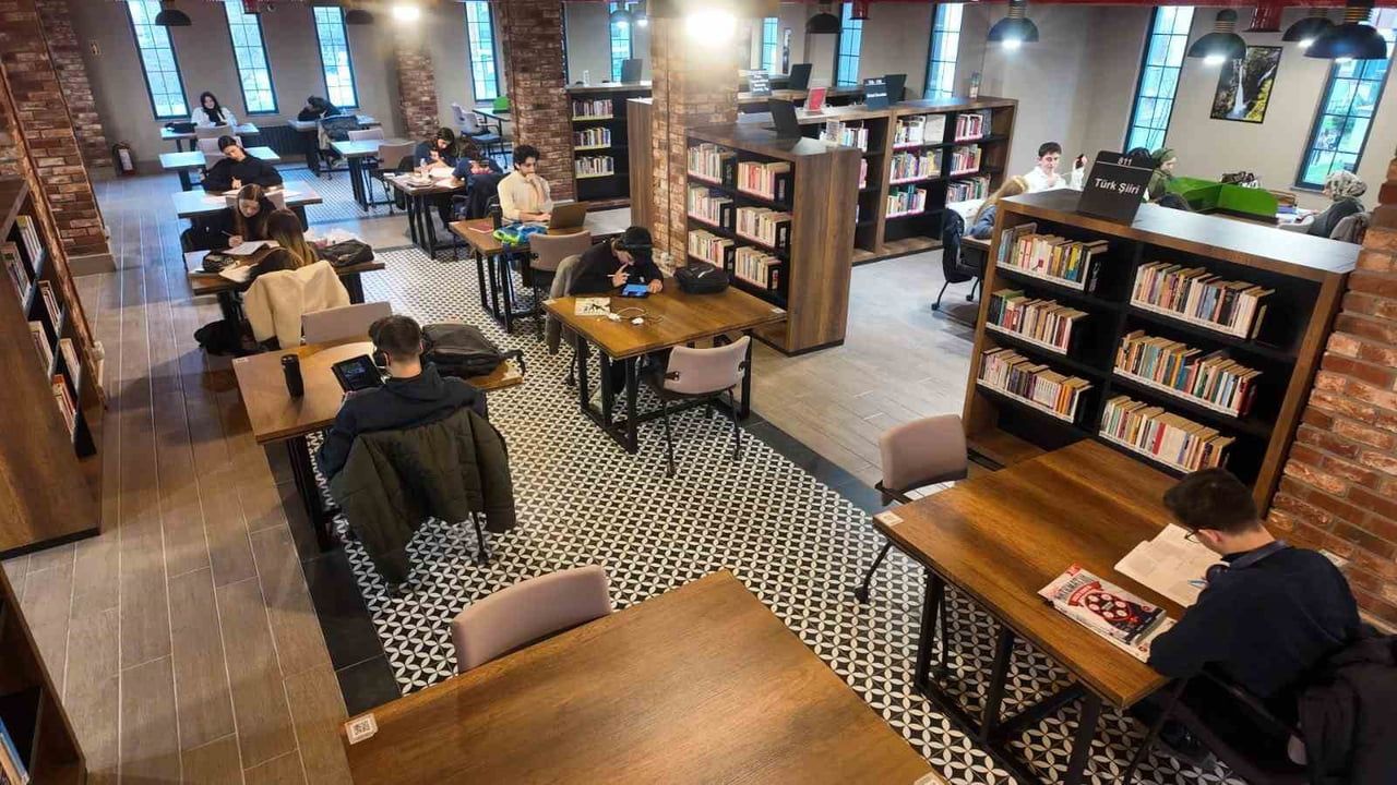 Başiskele Kitaphane, Yarıyıl Tatilinde Öğrencilerin Gözdesi