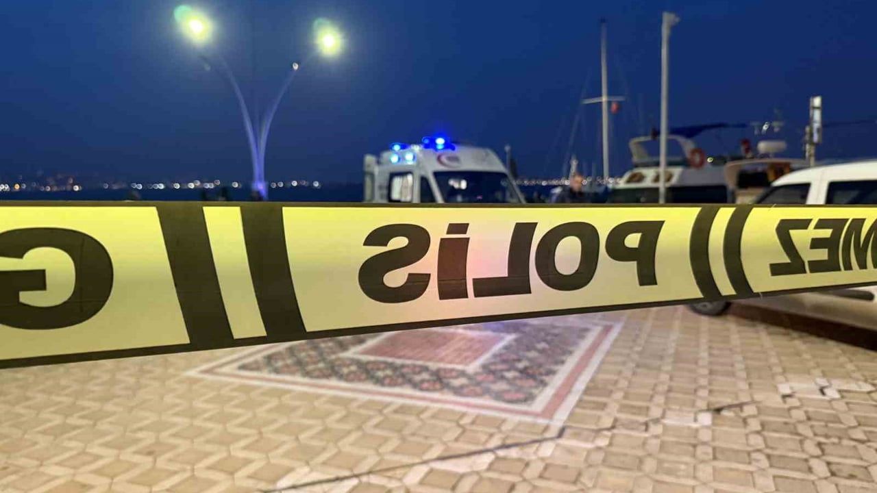 Başiskele Sahilinde Dalgıç Kıyafetli Erkek Cesedi Bulundu