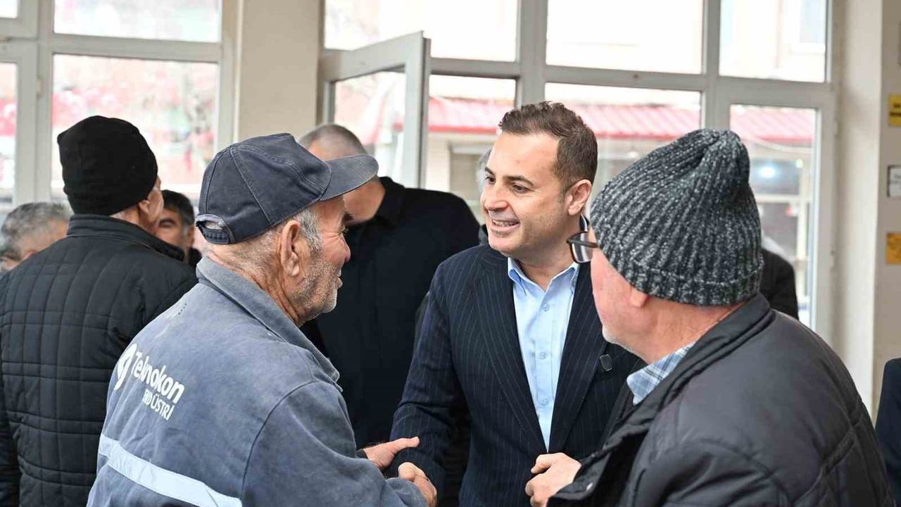 Başkan Ahmet Akın Savaştepe'de Esnafla Buluştu