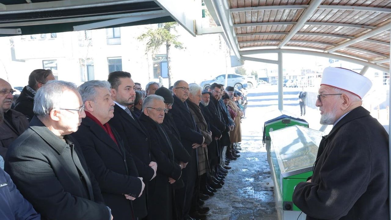 Başkan Büyükkılıç'ın Hacılar Ziyareti: Gönül Köprüleri Kurdu