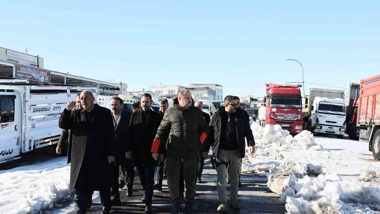 Başkan Gülpınar Kar Yağışlarının Etkilerini Yerinde İnceledi