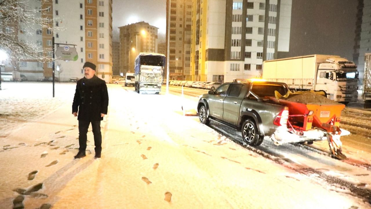 Başkan Palancıoğlu Karla Mücadele İçin Sahada