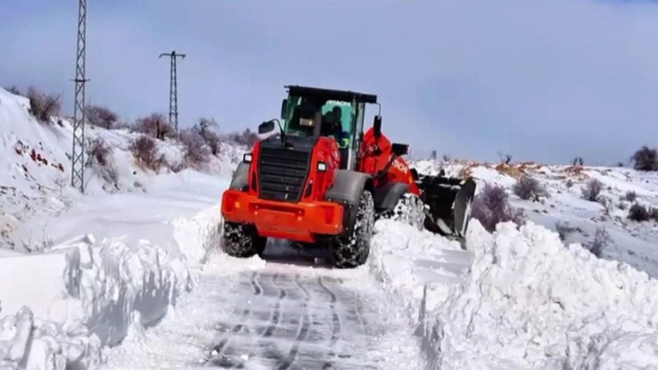 Batman'da 4.859 Kilometre Yol Ulaşıma Açıldı