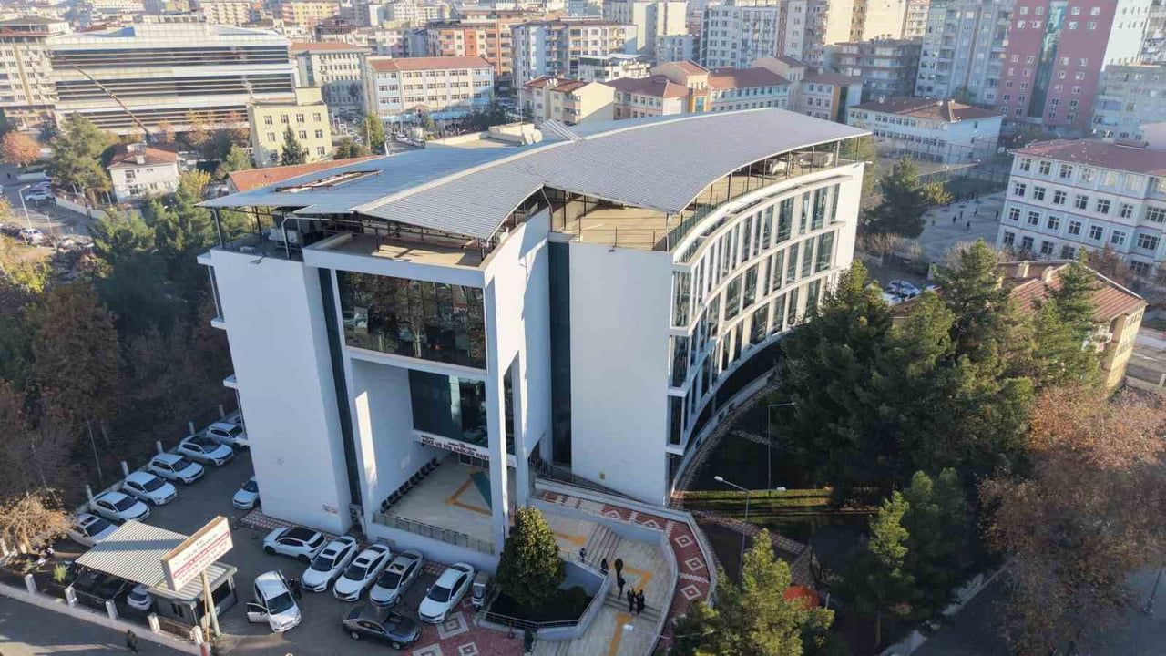 Batman’da Alt Çene Kırığı Tedavisi Başarıyla Gerçekleştirildi