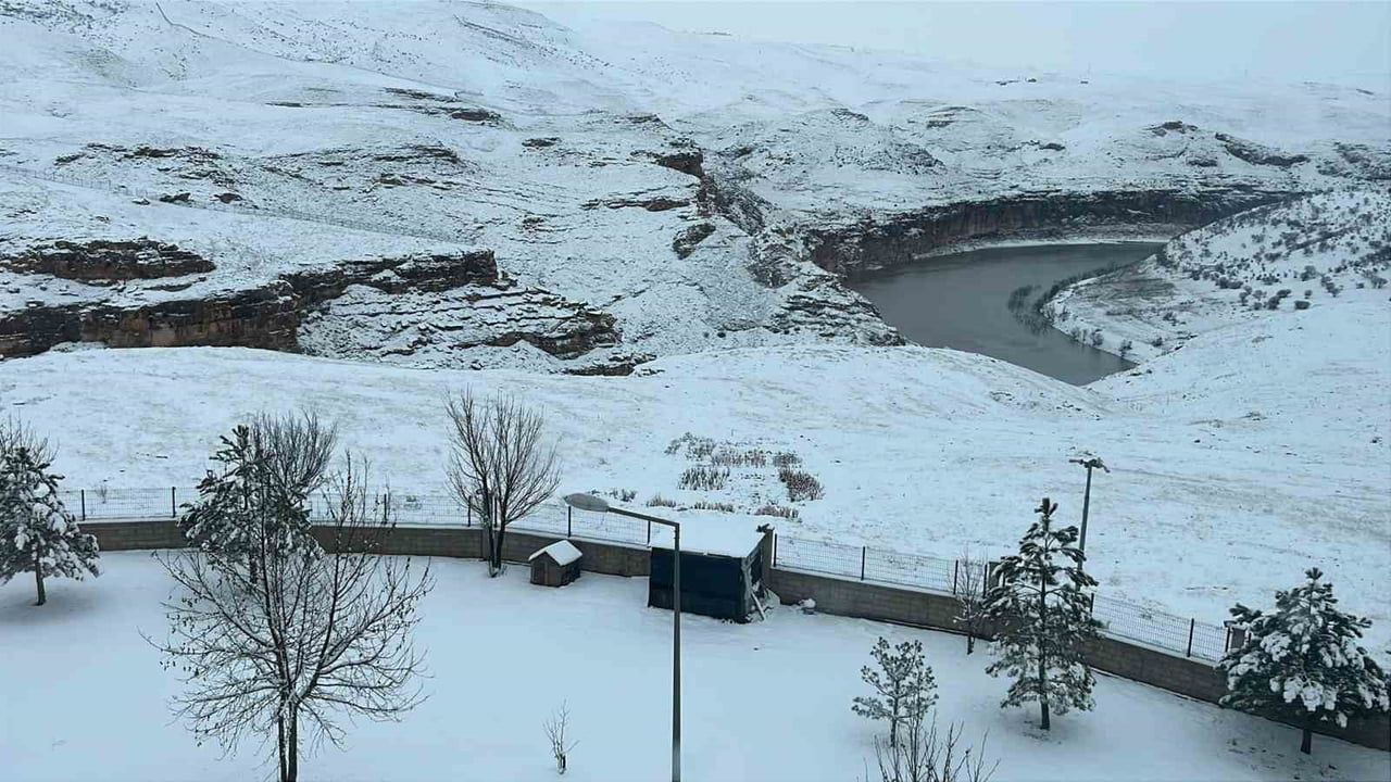 Batman'da Kardan Adam Festivali: Kar Sevinci