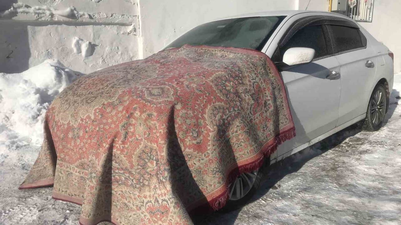 Bayburt'ta Dondurucu Soğuk Hava Etkili