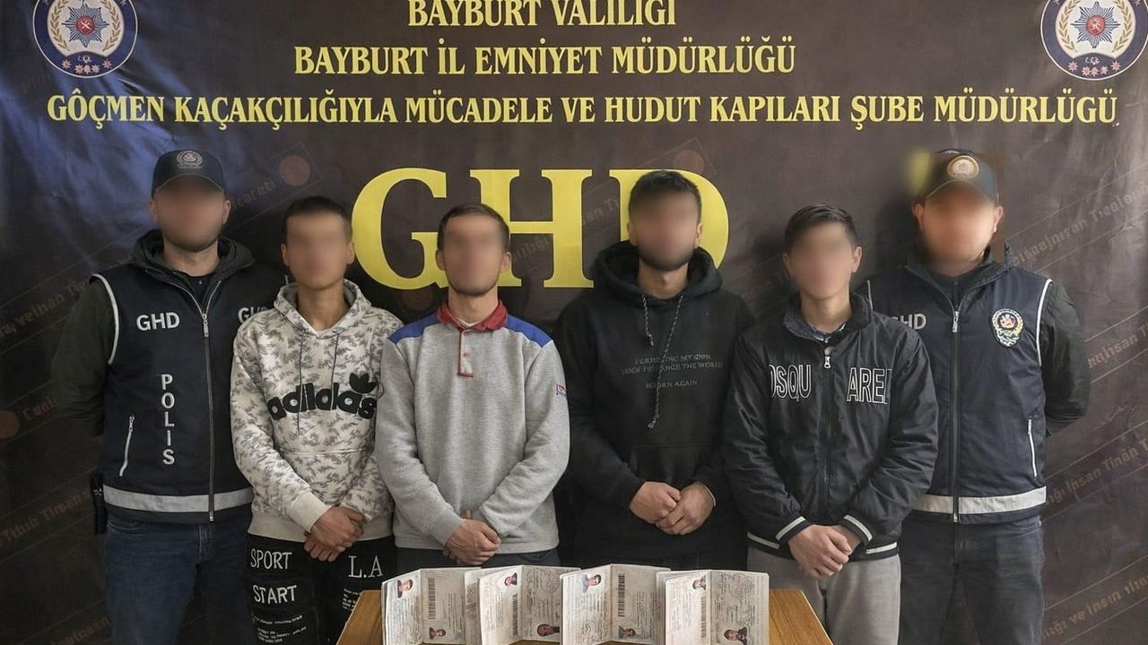 Bayburt'ta Düzensiz Göçmen Operasyonu