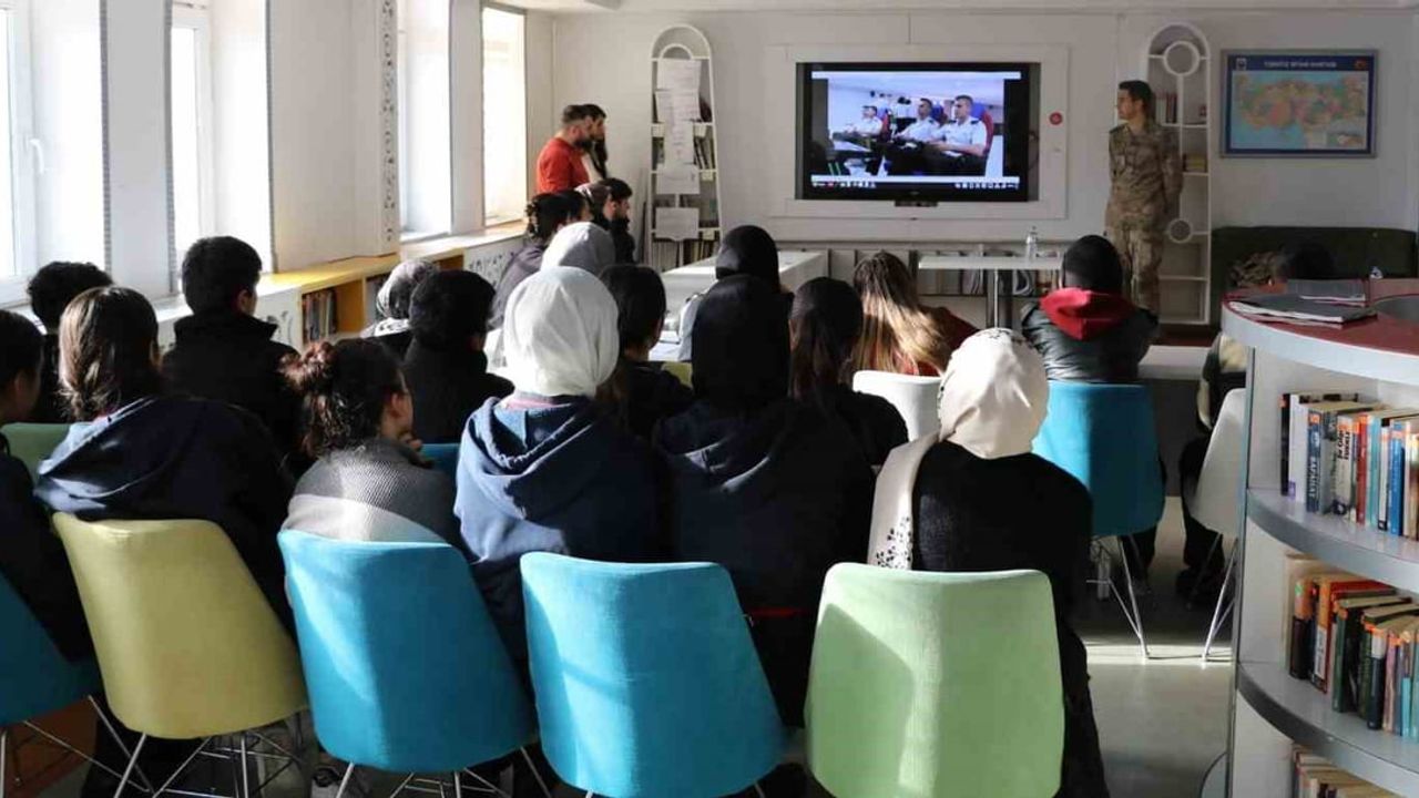 Bayburt'ta JSGA Tanıtım Faaliyeti: 3,296 Öğrenci Bilgilendirildi