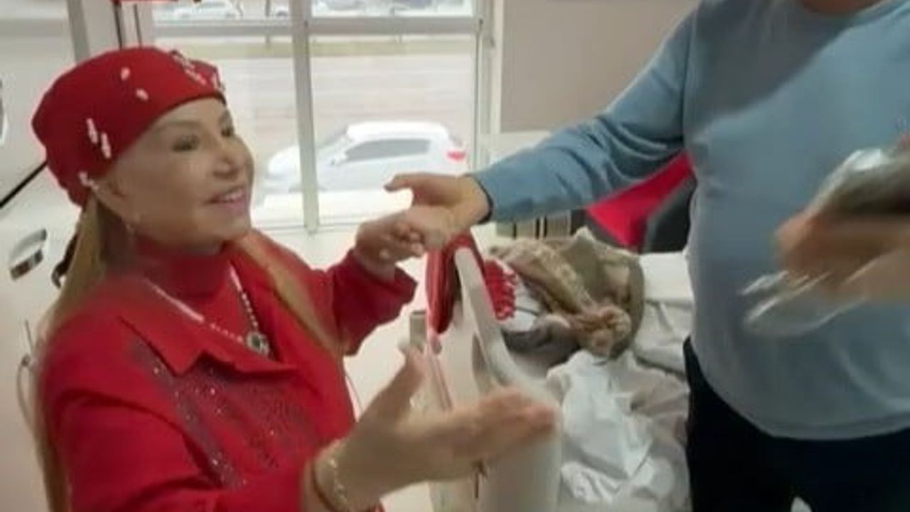 Bedia Akartürk ve Gökhan Güney'in Duygusal Buluşması