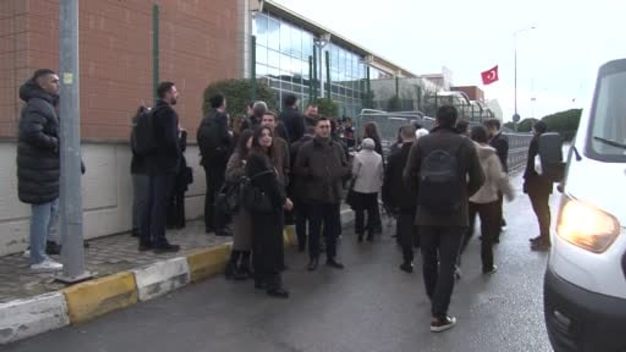 Belediye Başkanları ve Suç Örgütü Davası: 200 Sanık İlk Duruşmada