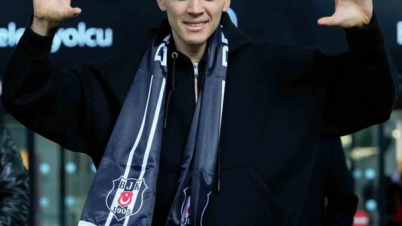 Beşiktaş'a Yeni Takviye: Kristjan Asllani İstanbul'da