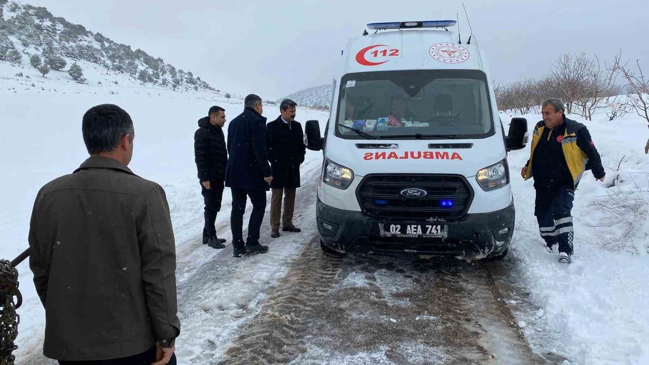 Besni'de Karla Mücadele Çalışmaları Devam Ediyor