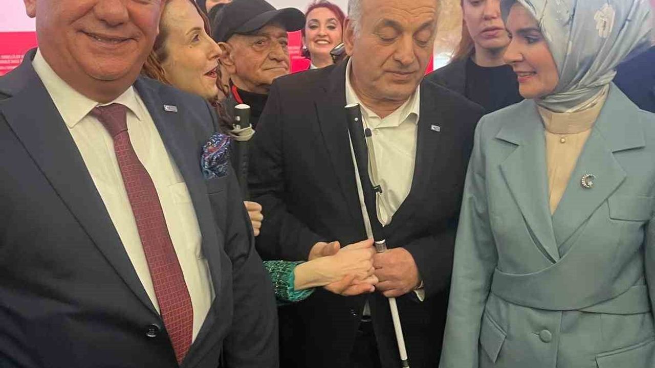 Beyaz Baston: Özgürlüğün ve Cesaretin Simgesi