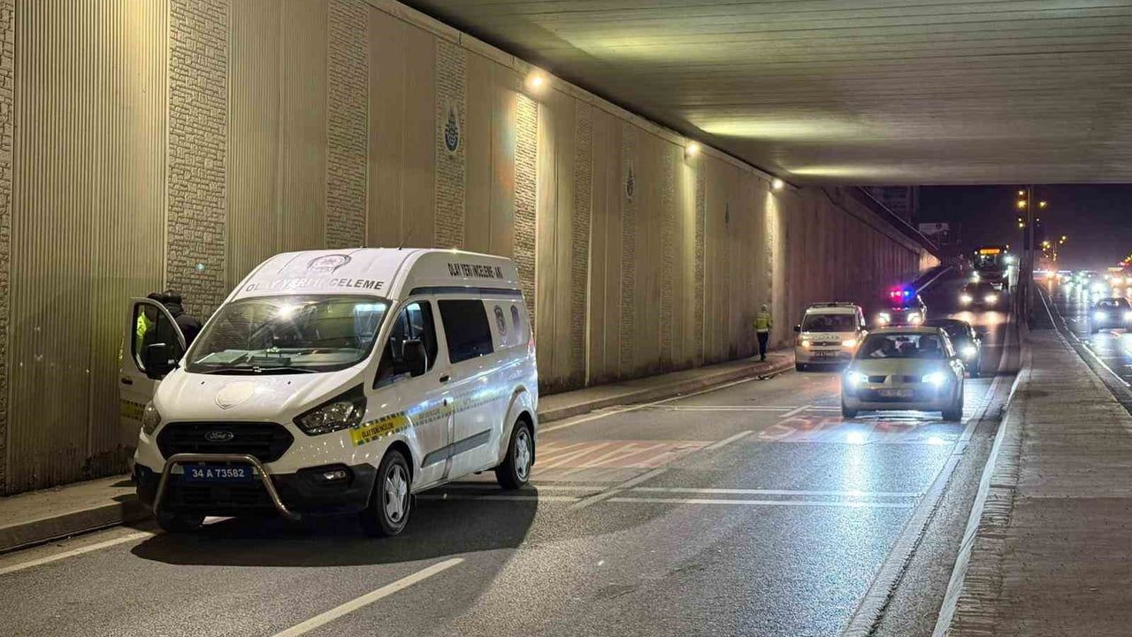 Beylikdüzü'nde Minibüs Kazası: Bir Kadın Hayatını Kaybetti