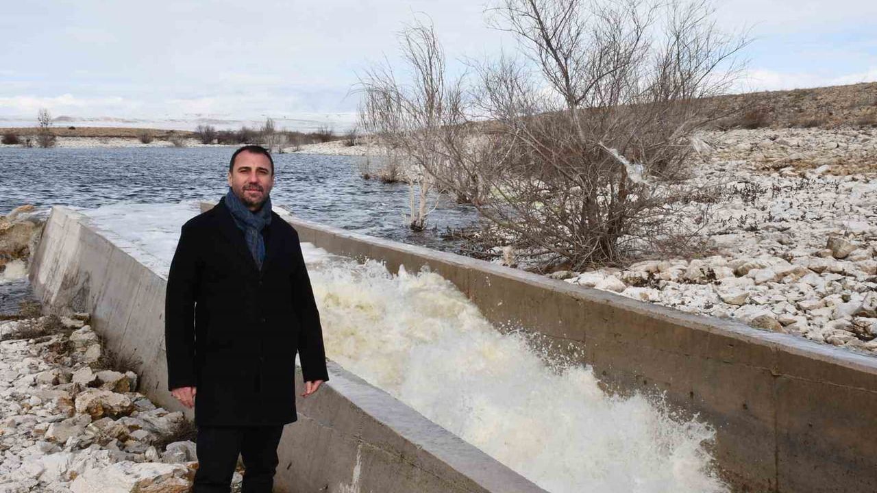 Beylikova Barajı'nda Su Depolama Faaliyetleri Devam Ediyor