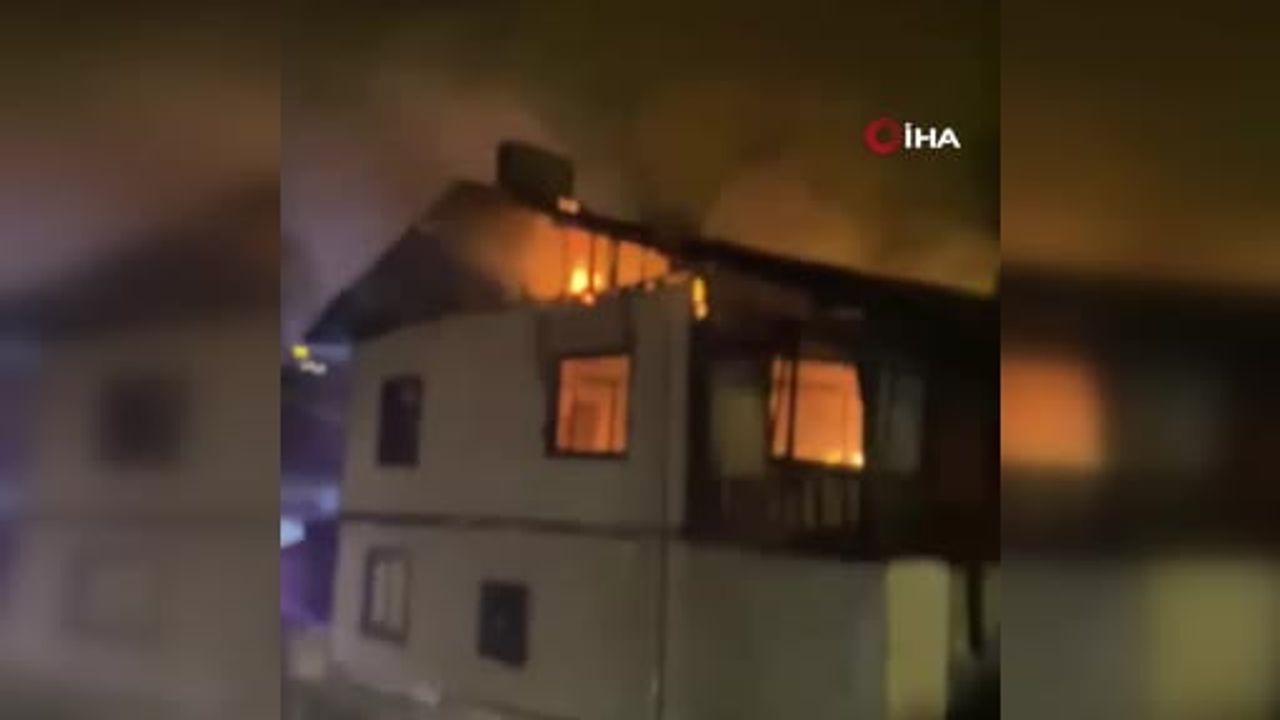 Beypazarı'nda Yangın: 6 Ahşap Ev Kullanılamaz Hale Geldi