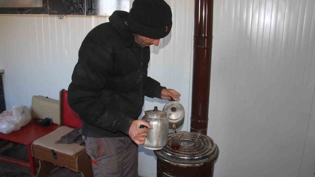 Beyşehir Gölü'nde Eksi Derecede Balıkçılık Mücadelesi