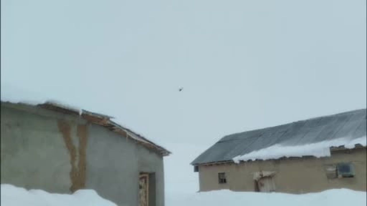 Beytüşşebap'ta Helikopterle Hasta Kurtarma Operasyonu