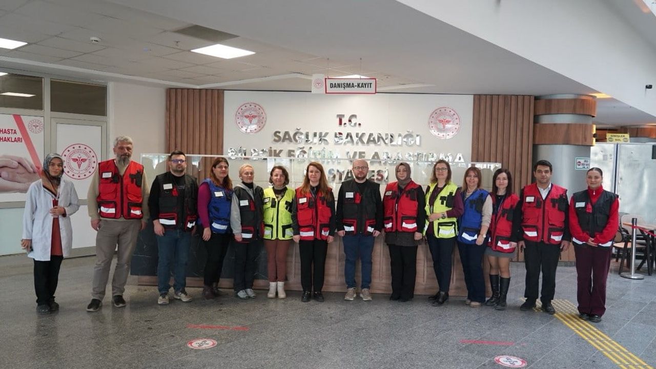 Bilecik Eğitim ve Araştırma Hastanesi'nde Kırmızı Kod Tatbikatı Başarıyla Gerçekleştirildi
