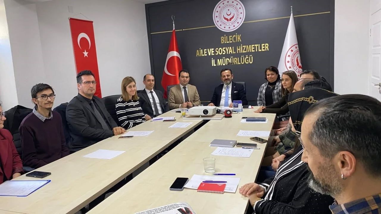 Bilecik'te Aile ve Toplum Hizmetleri Toplantısı