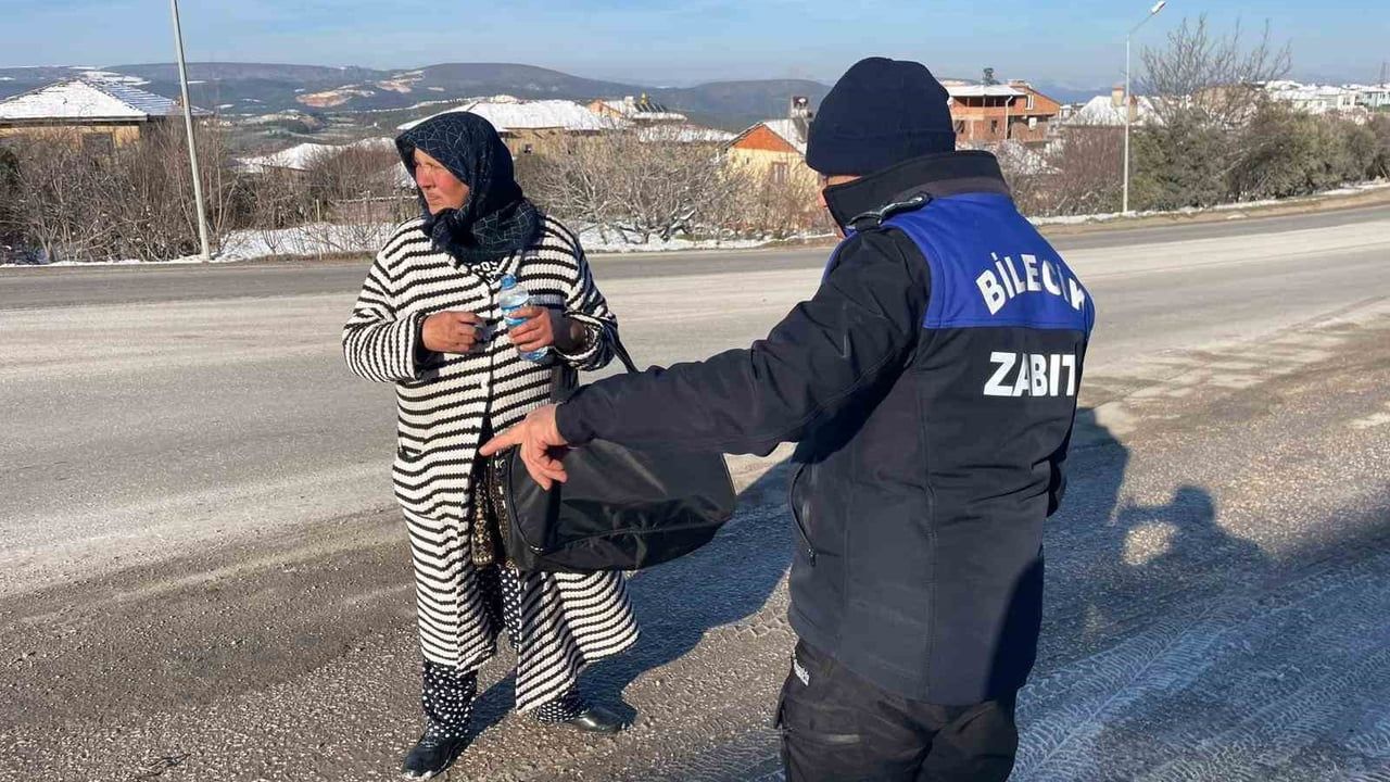 Bilecik'te Dilenci Kadın Tuvalette Yakalandı