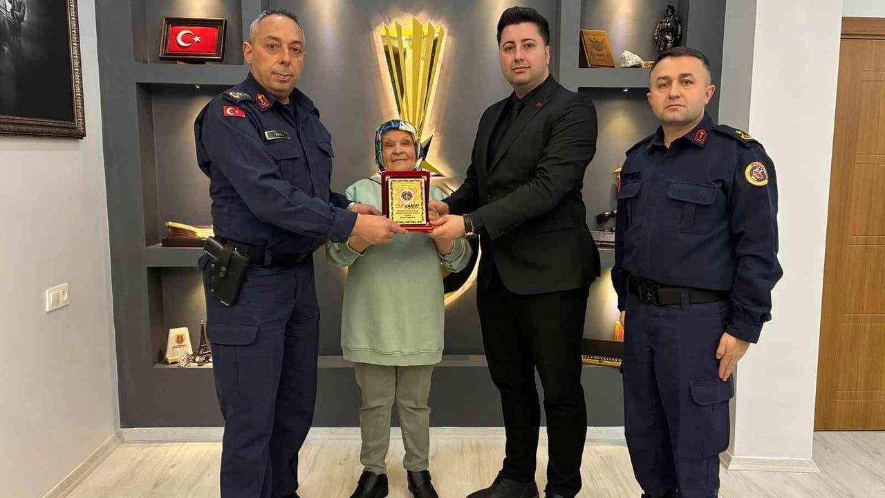 Bilecik'te Jandarma Vakfı'na Anlamlı Bağış Yapıldı