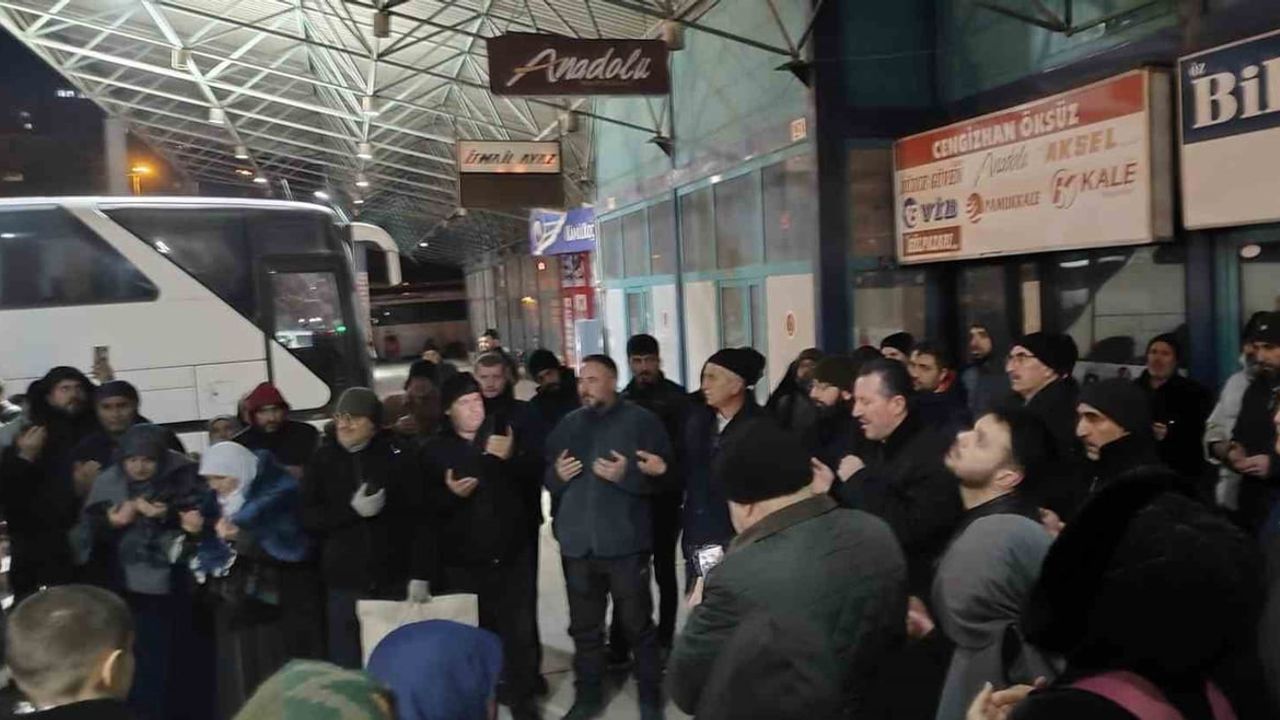 Bilecik’te Umreciler Kutsal Topraklara Uğurlandı