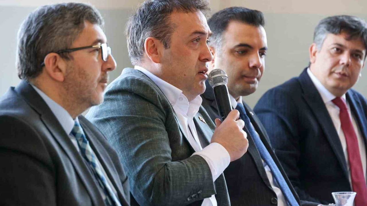 Bilecik Valisi Faik Oktay Sözer, Söğüt MYO'daki Faaliyetleri İnceledi