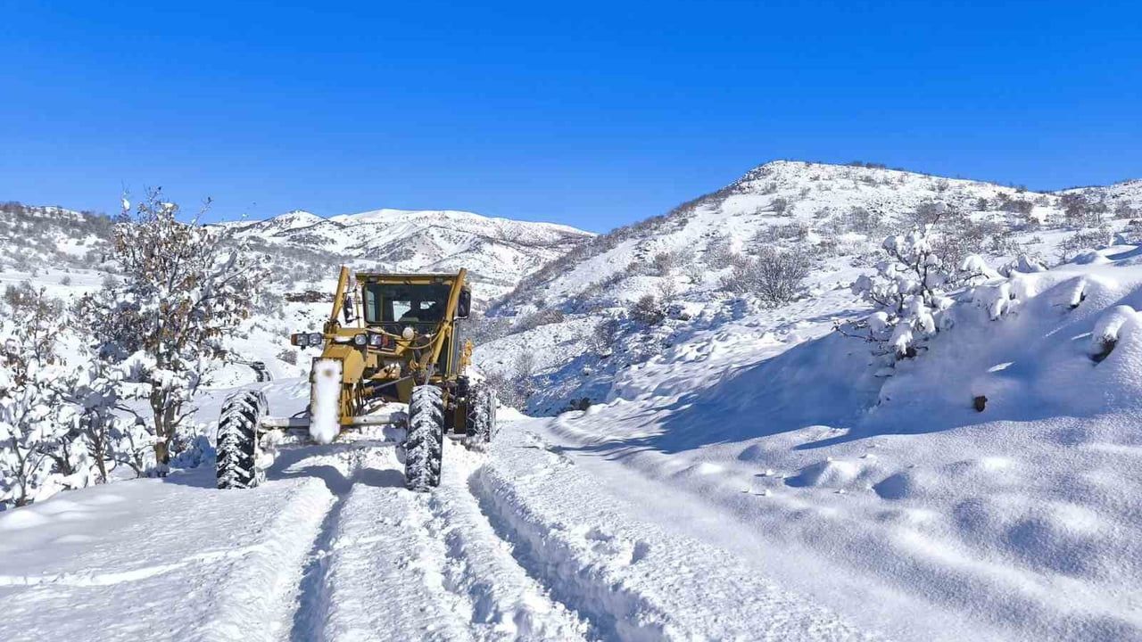 Bingöl'de 192 Köy Yolu Ulaşıma Açılıyor
